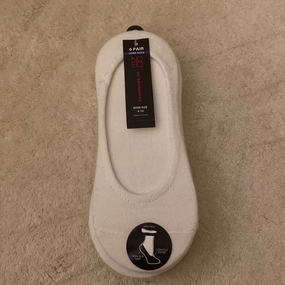 No boundaries liner socks